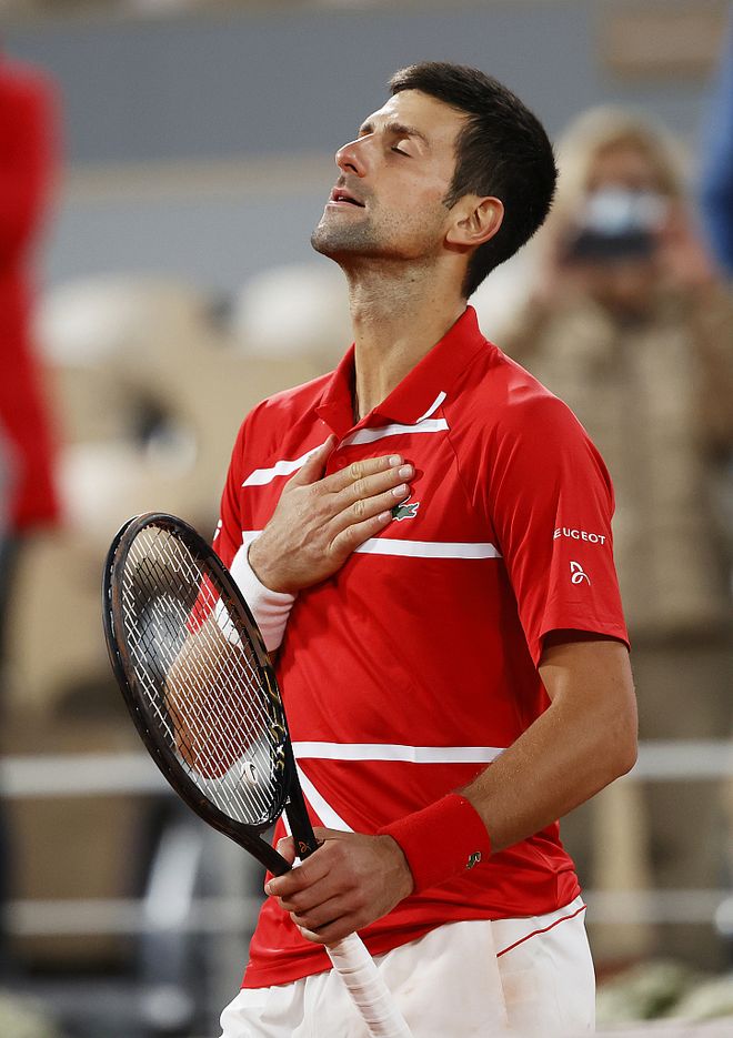 关于赛前克里夫兰骑士调整名单以备法国杯；防线松动环节打磨；赛场秩序良好；轮换策略成焦点的信息