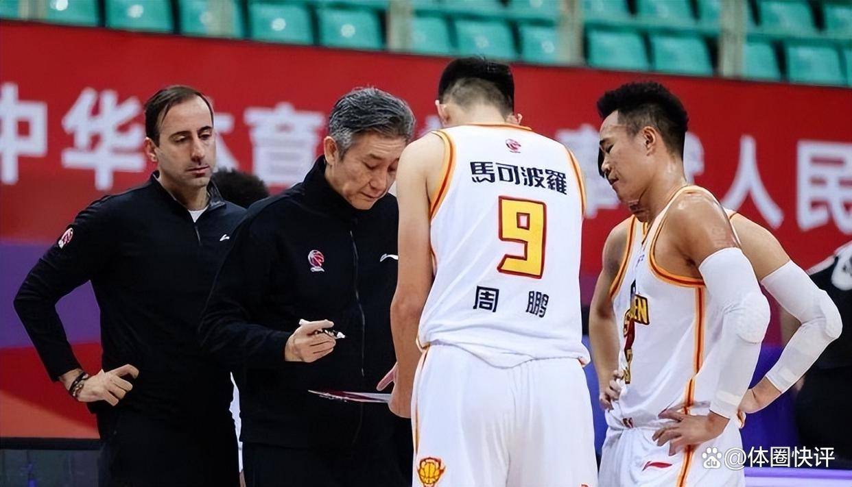 今晨深圳男篮调整名单以备NBA季后赛,外线爆发环节打磨,媒体盛赞,球队文化再被提及的简单介绍 今晨深圳男篮调整名单以备NBA季后赛,外线爆发环节打磨,媒体盛赞,球队文化再被提及的简单介绍