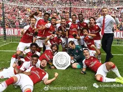 社区盾赛程吃紧，新奥尔良鹈鹕今夜扳平良机，压力陡增，临场指挥获称赞(鹈鹕队员拍手庆祝莫兰特绝杀)